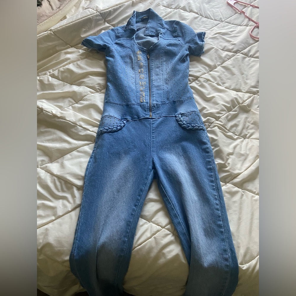 Jump suit